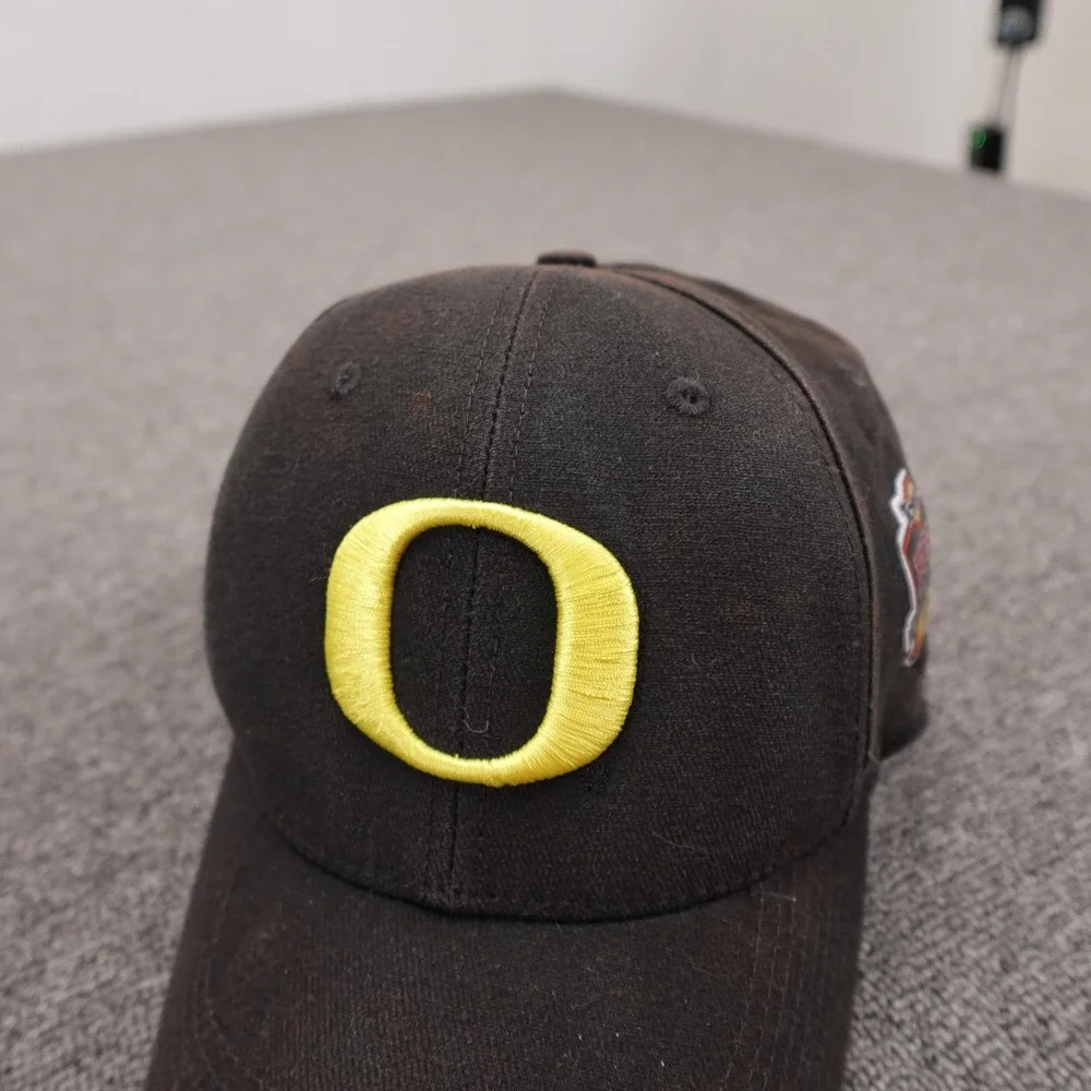 Oregon Ducks Hat Cap Fitted Mens One Size Black NCAA Football Nike Legacy91 BCS
